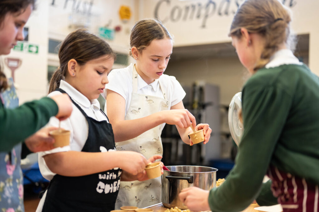 children cooking